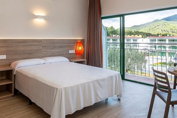 Hotel MedPlaya Sant Eloi